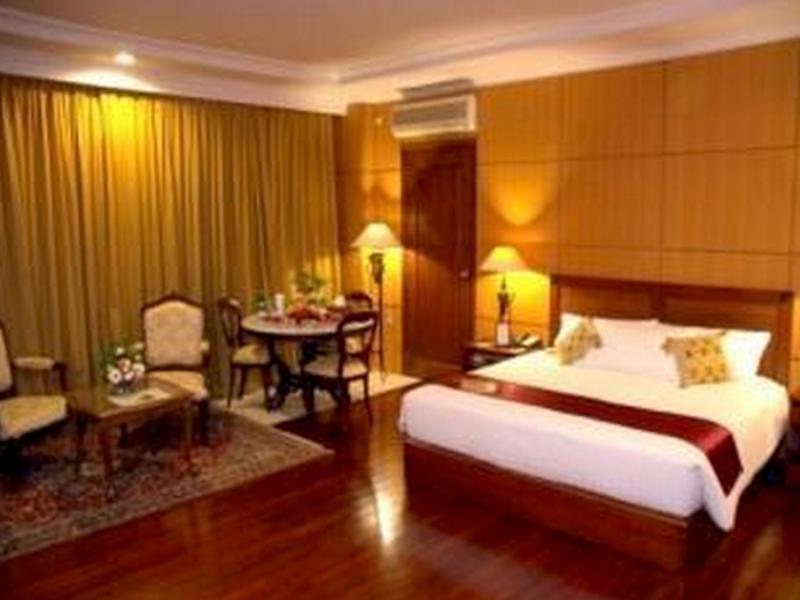 Bumi Senyiur Hotel Самаринда Экстерьер фото